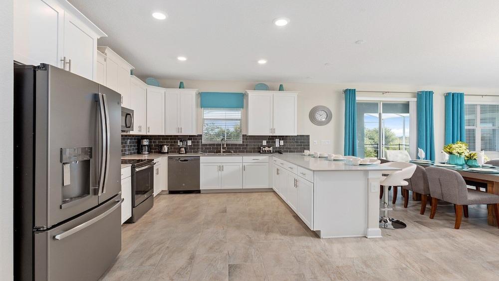 Champions Gate Technicolour Kingdom 1617