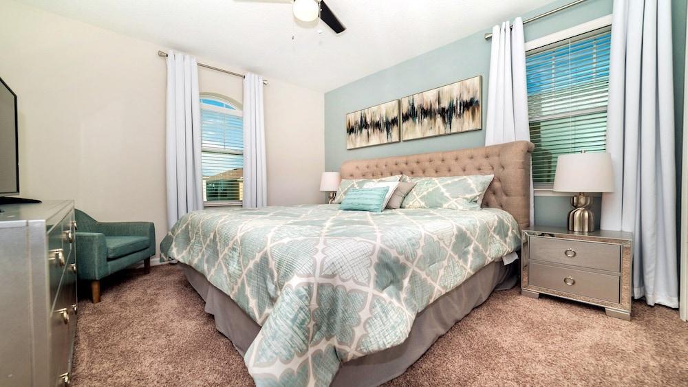 Disney Getaway: Pool, Spa, Games, Great Locale