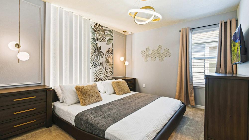 Fancy Game Theater 10br Villa W/pool/spa Disney