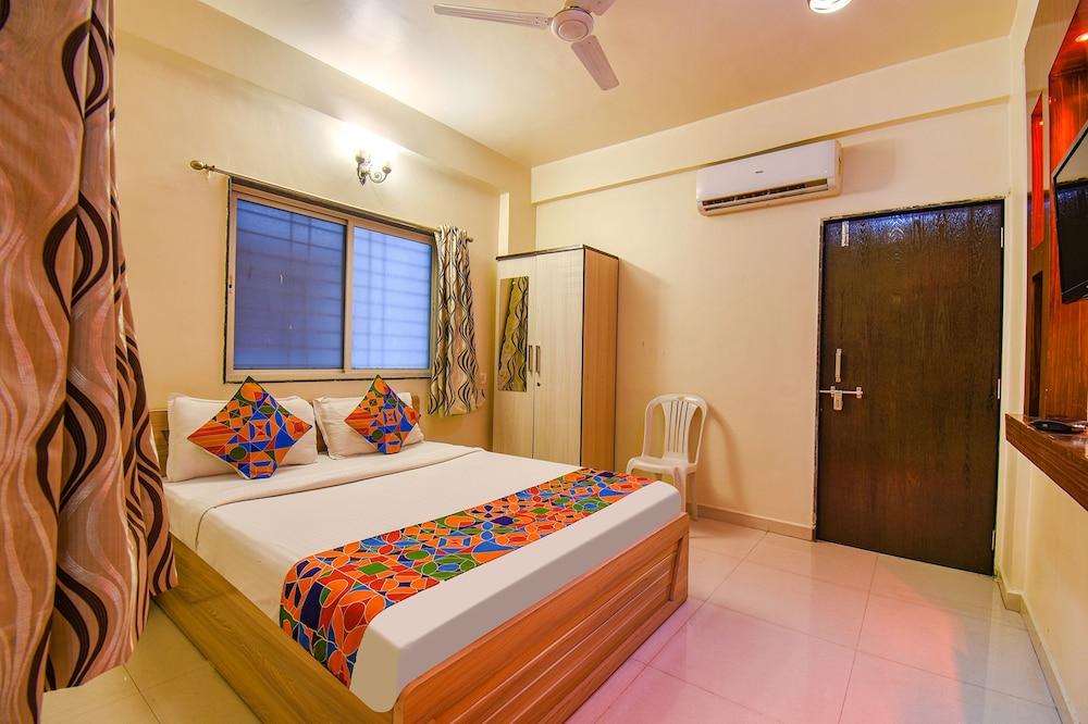 FabHotel 4 Star Executive