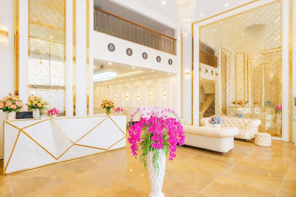 S79 Hotel Happy 88 Tran Hung Dao Street