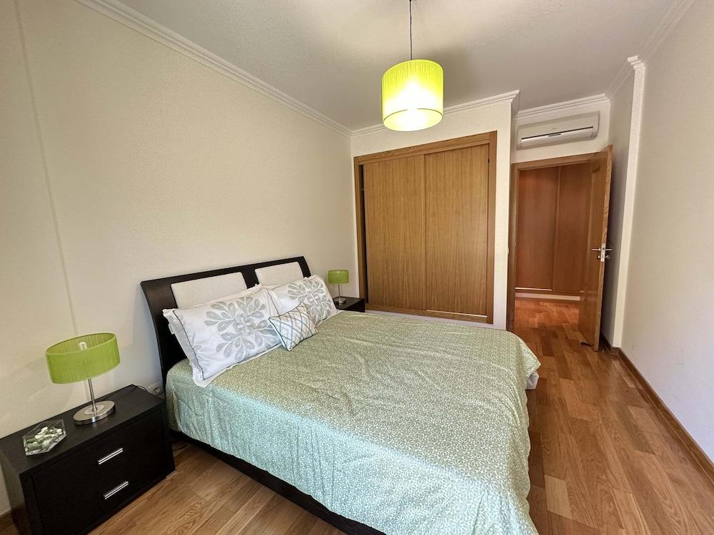Ameijeira Lagos Apartment