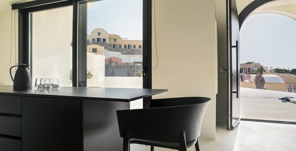 Artium Villa with Pool hosted by K&K