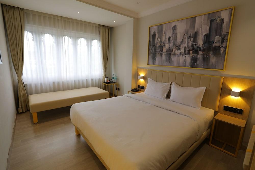 Hotel City Express By Downtown Udaipur