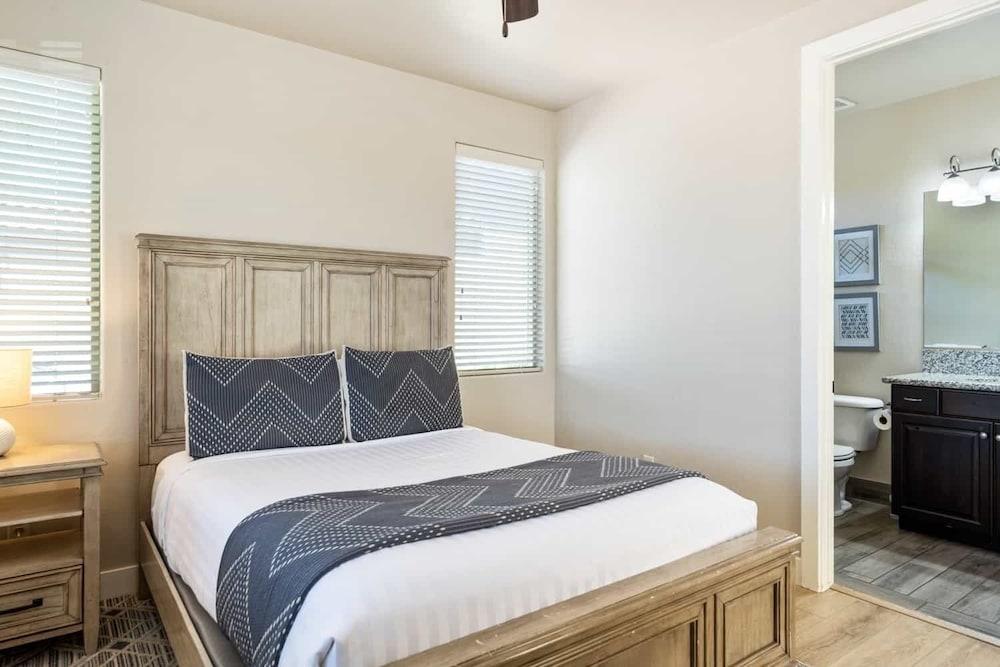 Hidden Treasure #15 6 Bedroom Home