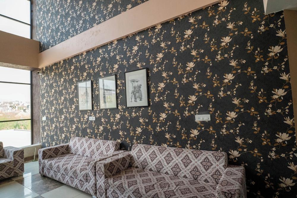 Bamboo Saa Mulberry Resort Pushkar