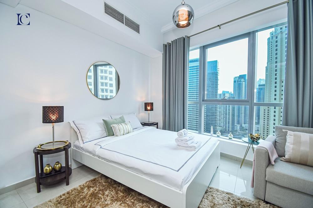 Brand New Studio with Marina View -PAU