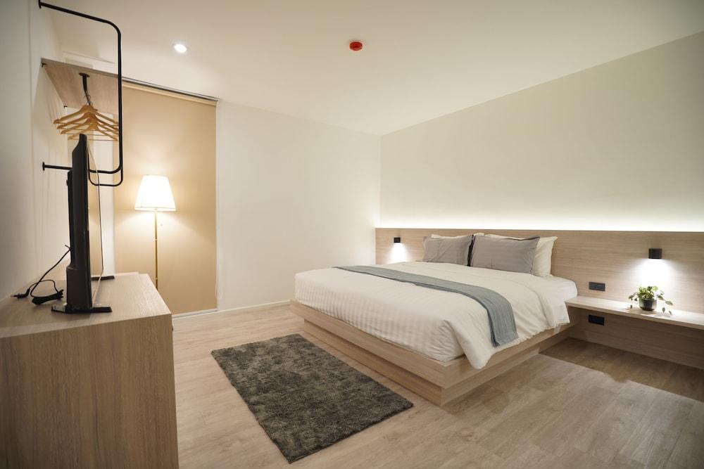 E11 Hotel - BTS Punnawithi