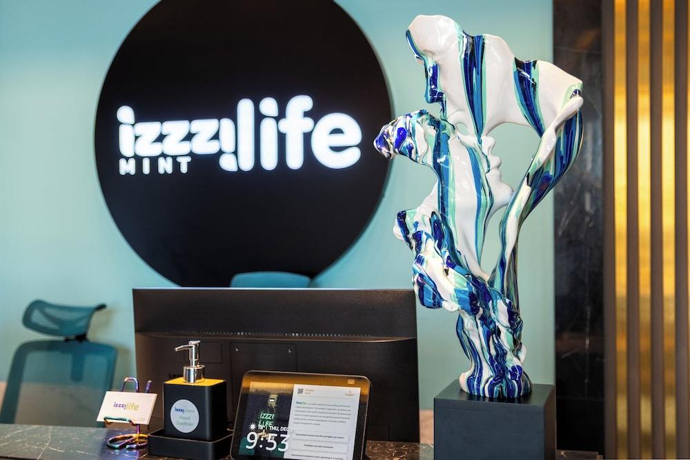 Izzzi Life Mint- Apart Hotel