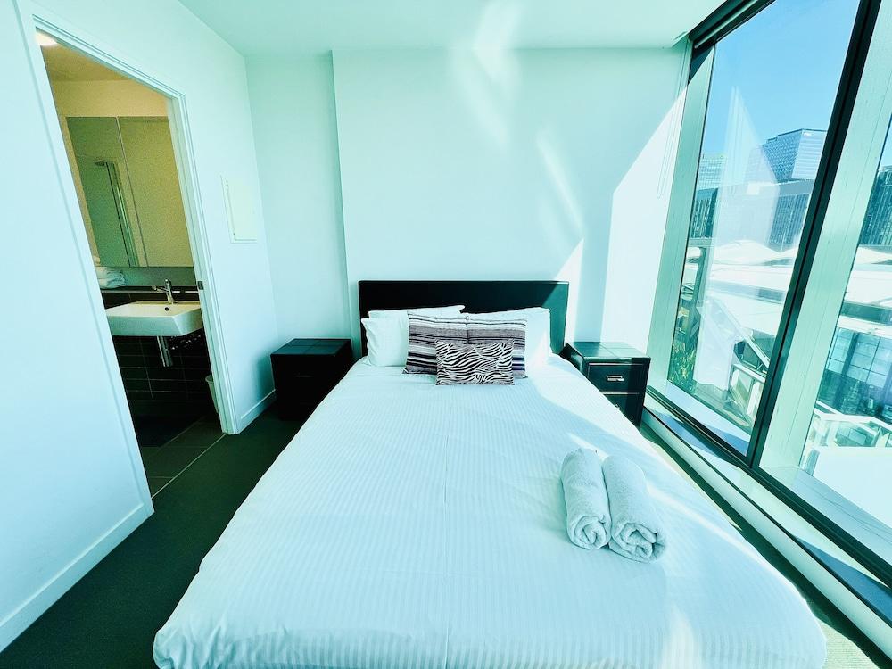 Readyset Apartments at Hudson