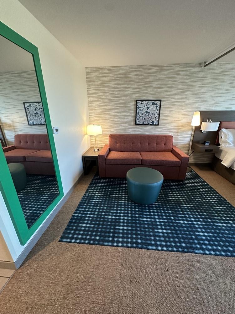 Home2 Suites By Hilton Racine