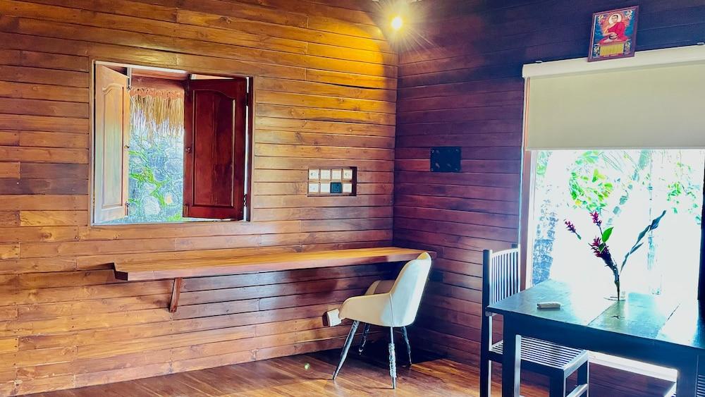 The Thotupola Habaraduwa