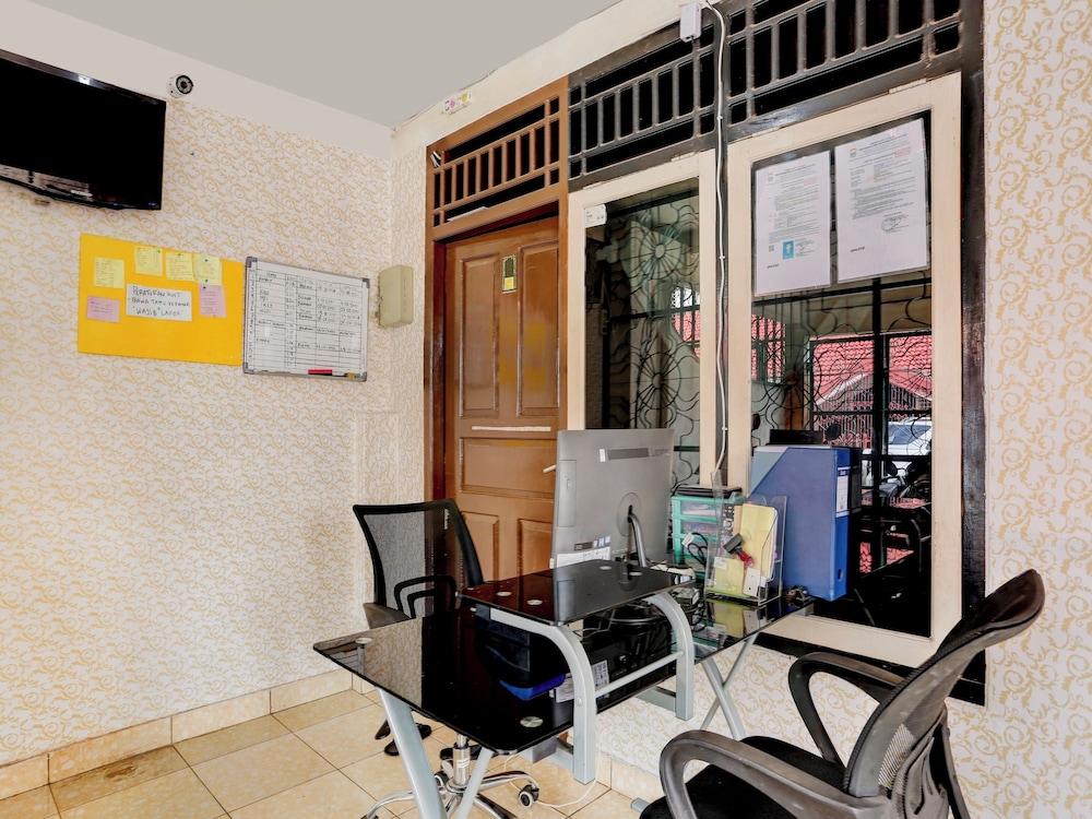 OYO Life 90190 Asha Kost Syariah