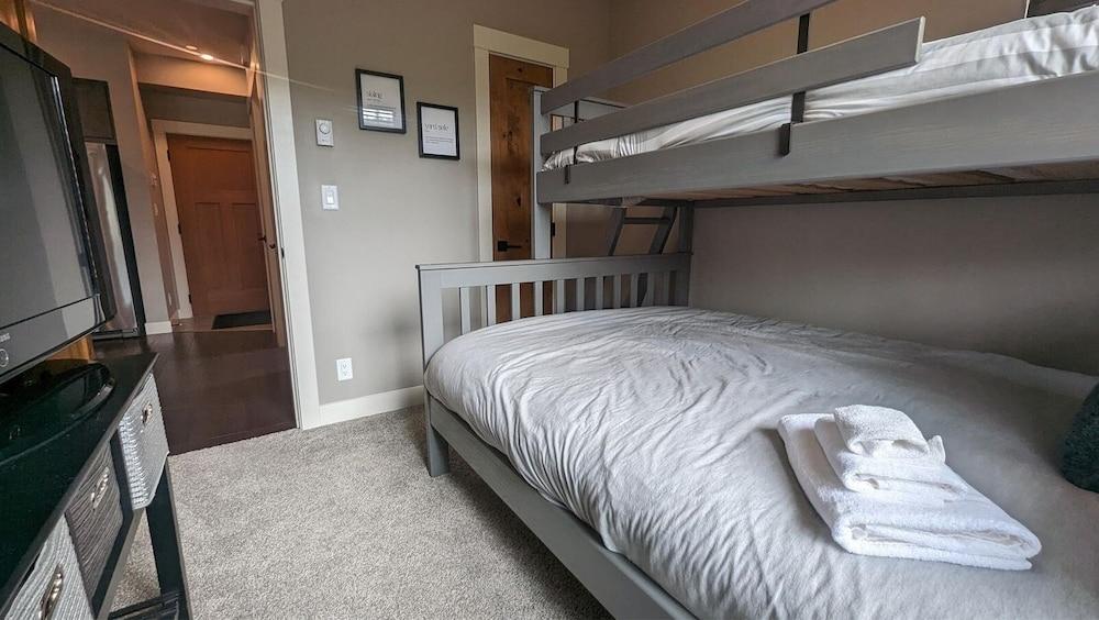 Echo Landing #37 2 Bedroom Condo