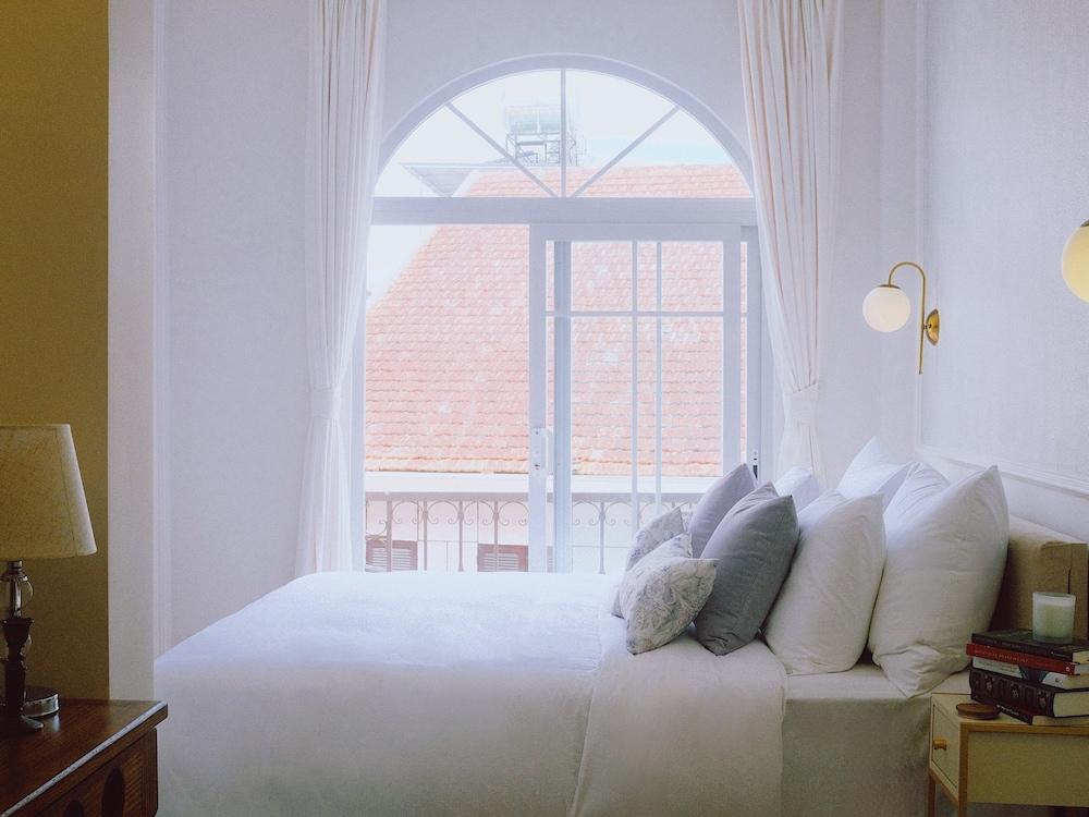 Le Macaron Boutique Hotel