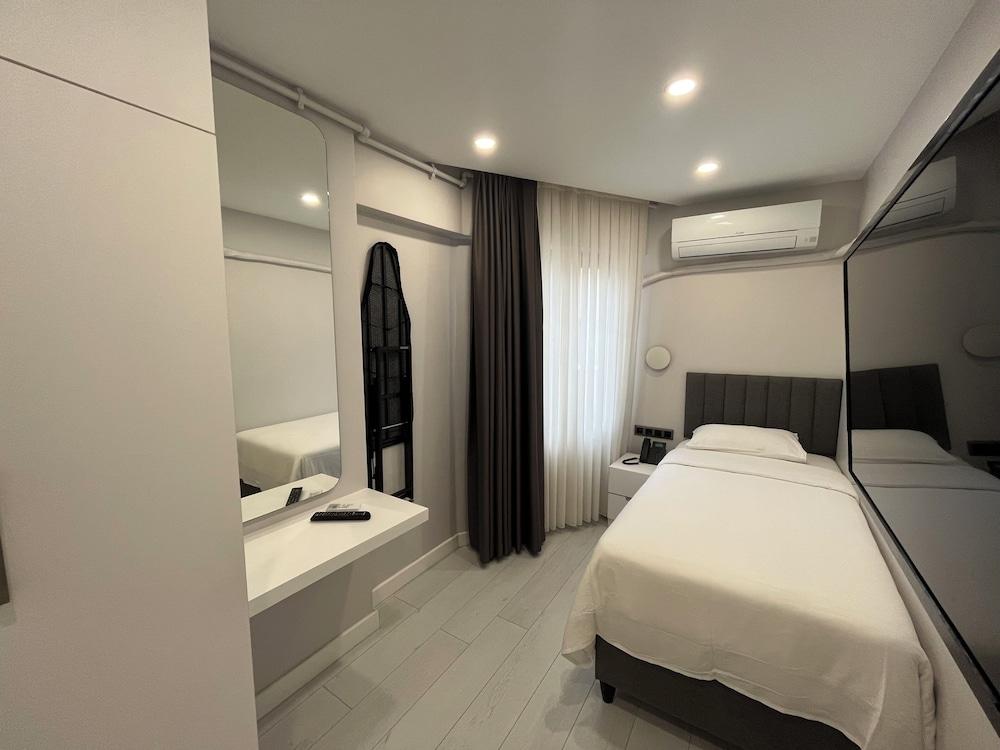 Kings Cross Hotel Istanbul