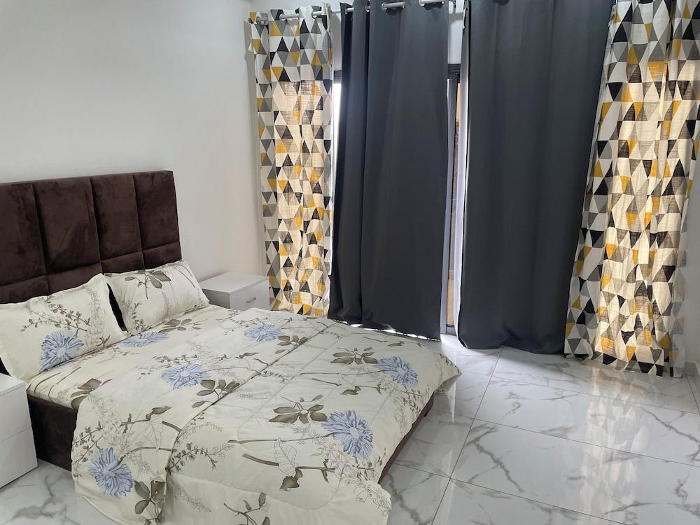 Tino Luxury House & Residence