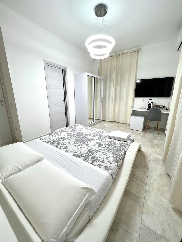 Circeo Boutique Rooms