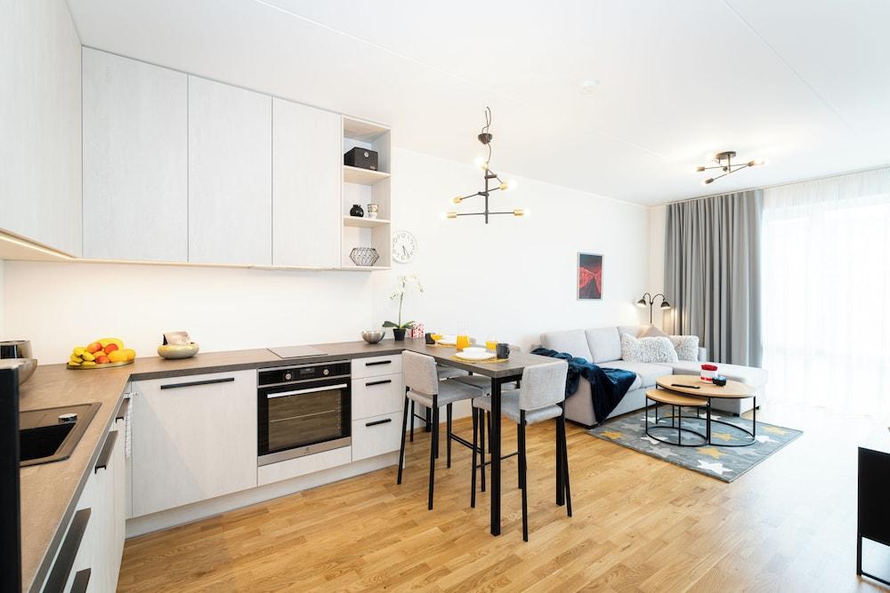 Citygate Sunset Balcony