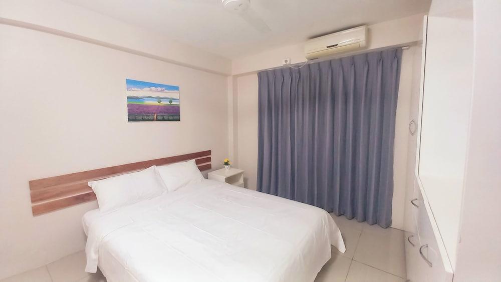 Leisure City Apartment