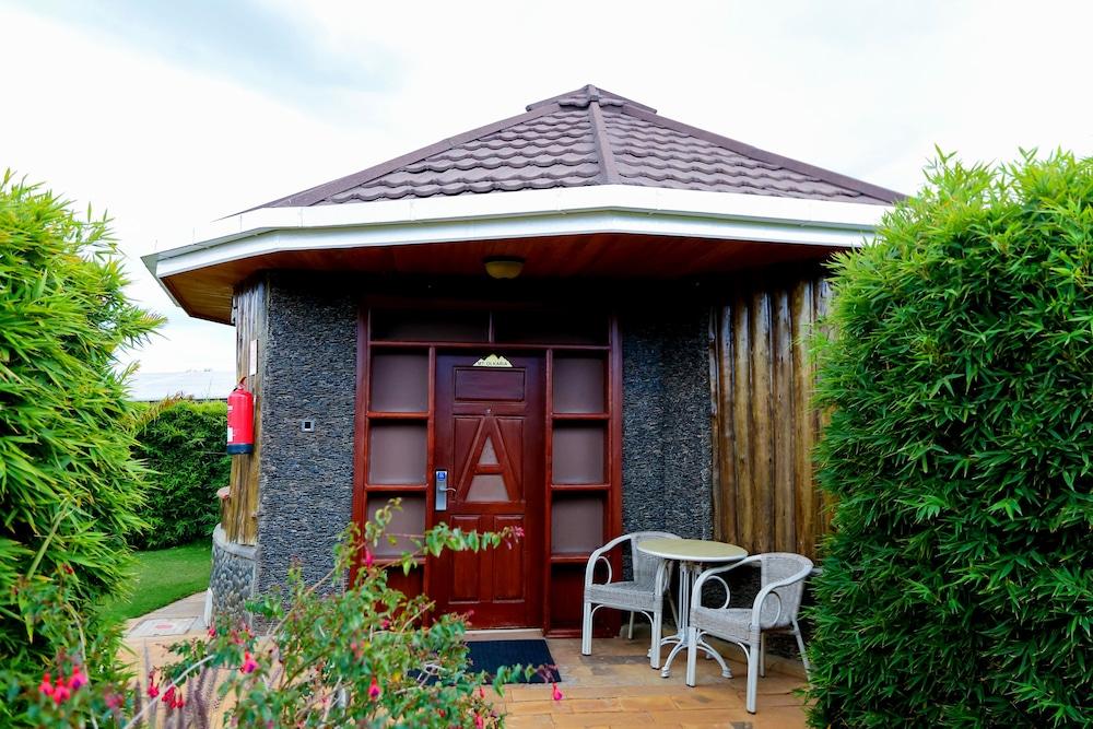 Aberdare Prestige & Royal Cottages