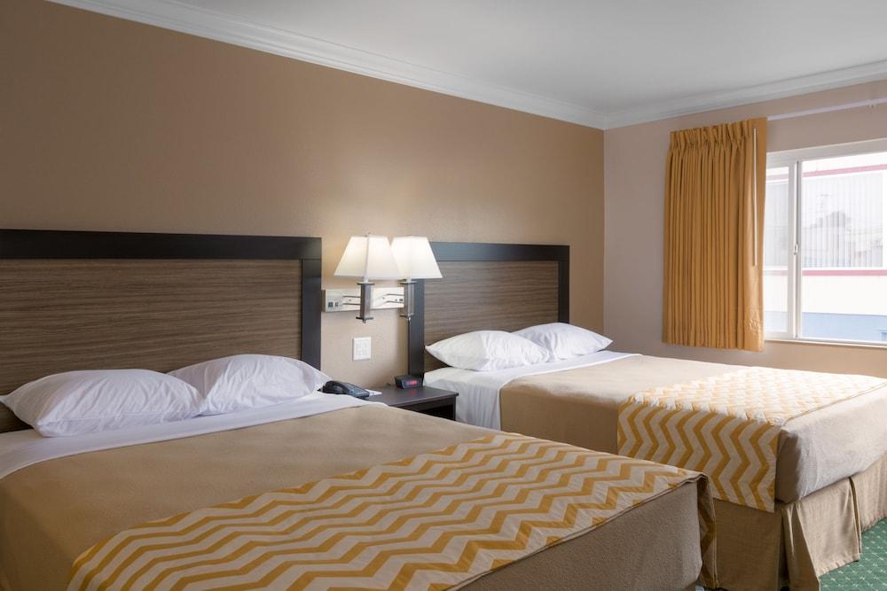 Travelodge by Wyndham Eureka