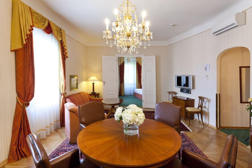 Parkhotel Graz - Traditional Luxury