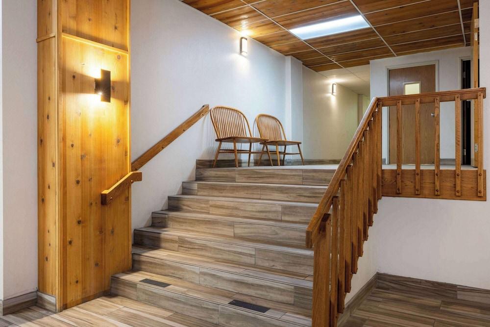 Wingate by Wyndham Butte City Center I-15/I-90