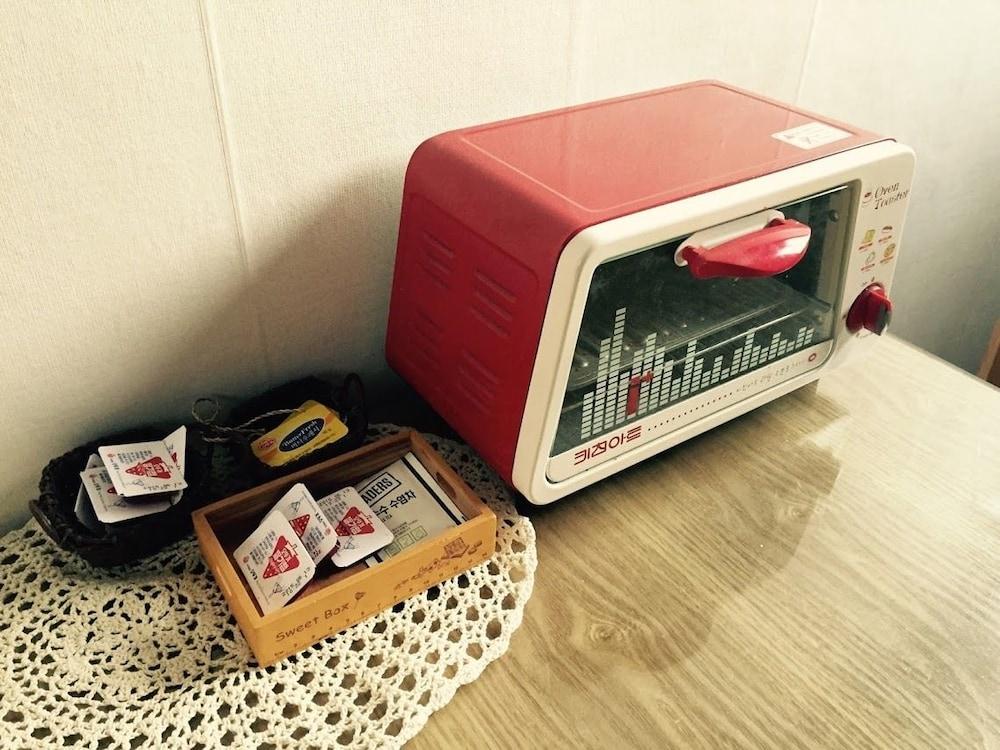 Danim Backpackers - Hostel