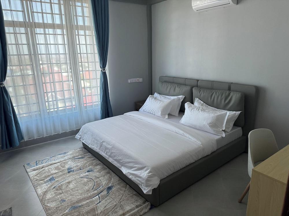 EASTERN CITY APARTMENTS