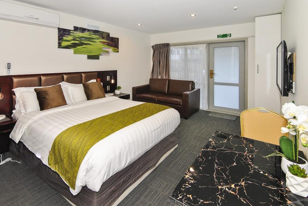 Newlands Court Motel