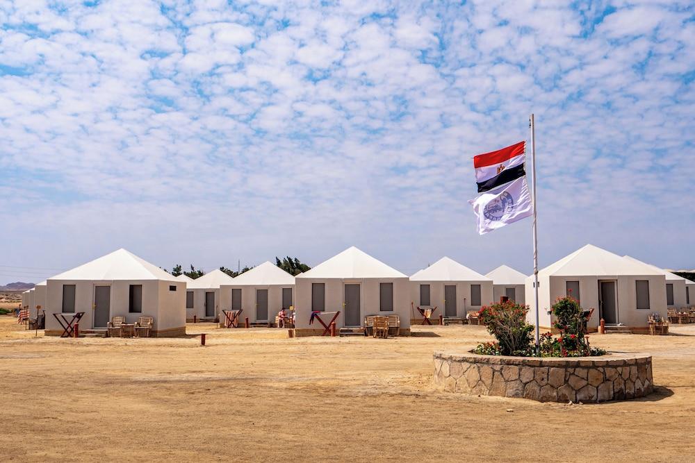 Marsa Nakari Village