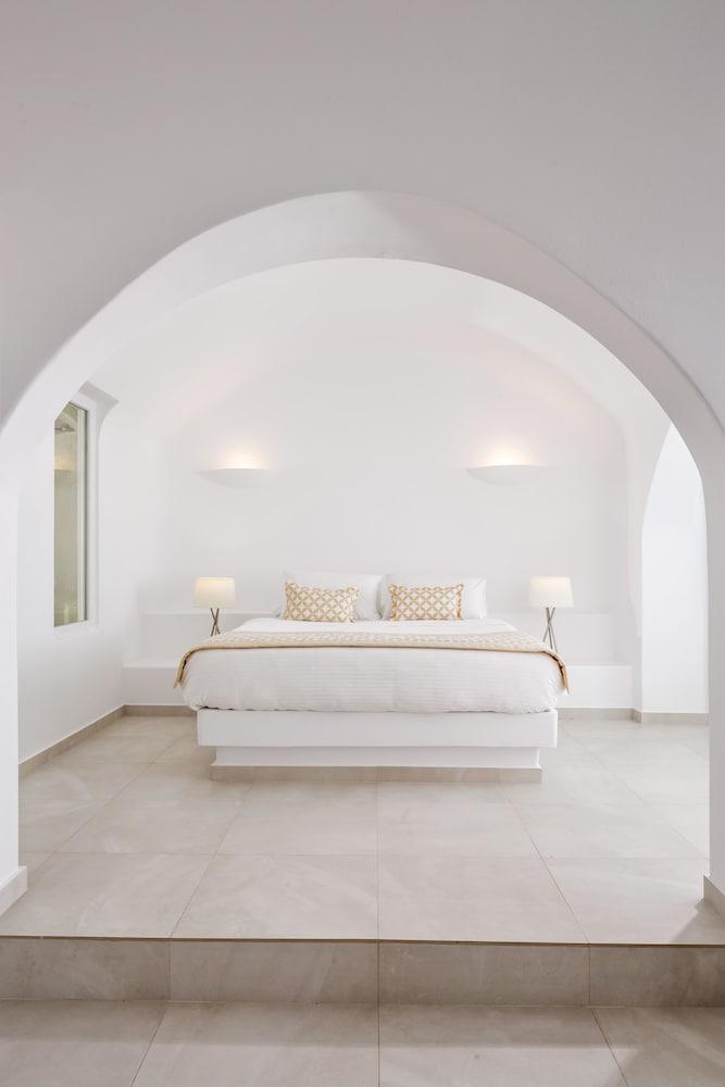 Amber Light Villas Santorini