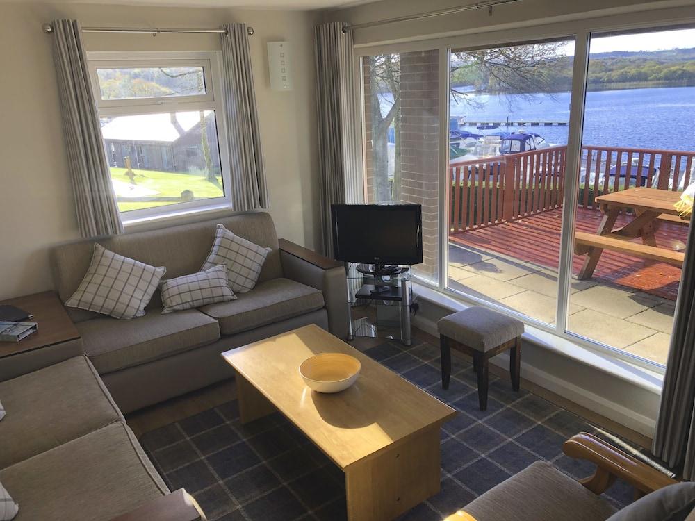 Manor House Marine & Cottages