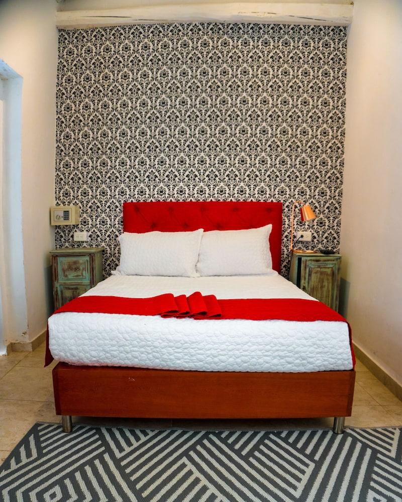 Hotel Boutique Casa Heredia