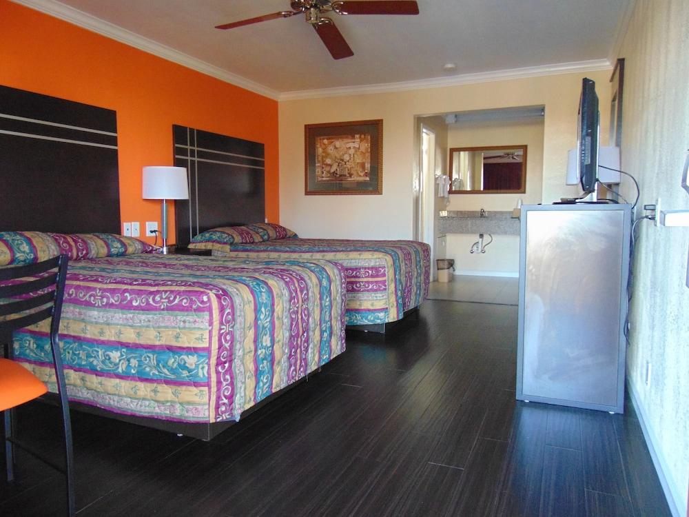 The Heart of Texas Motel