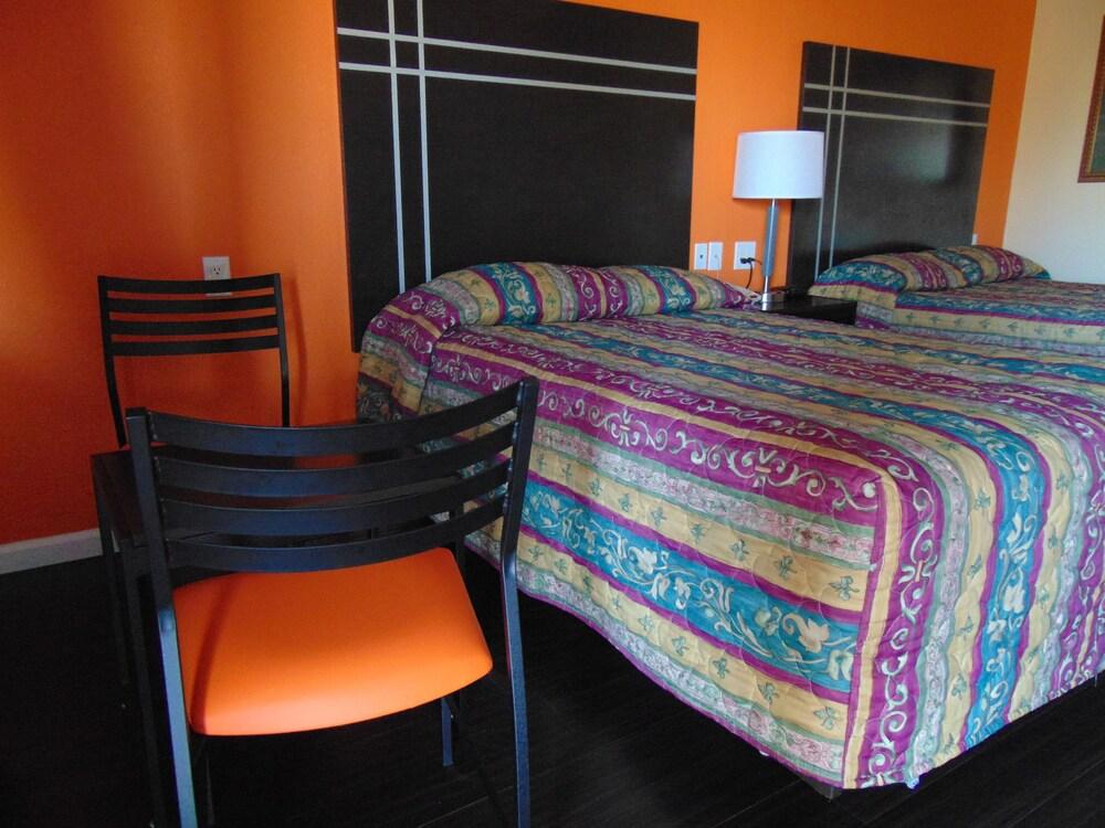 The Heart of Texas Motel