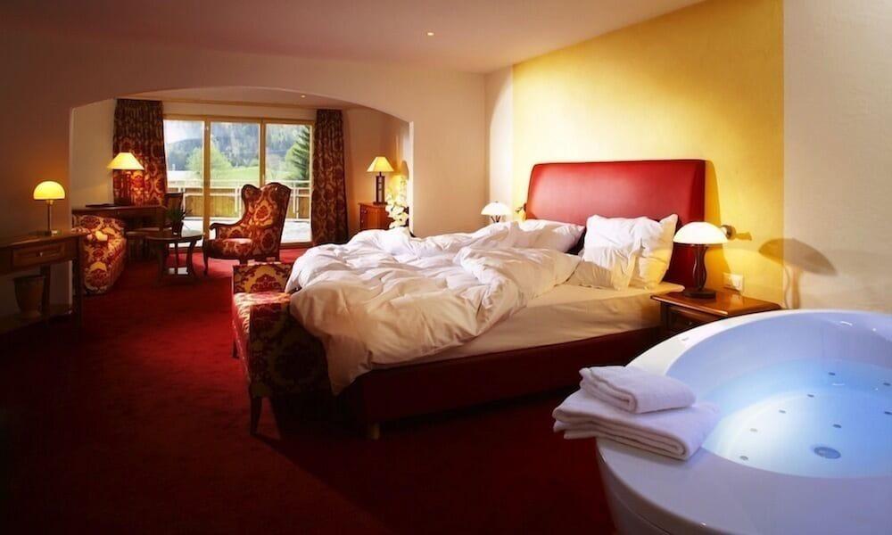 Waldhotel Doldenhorn