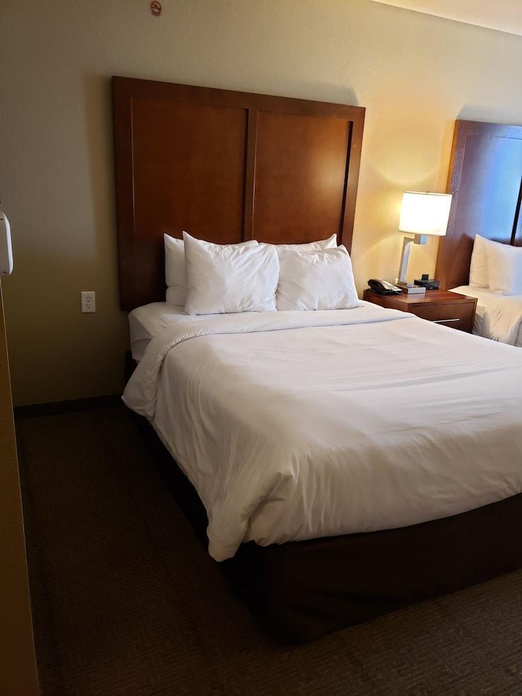 Comfort Inn & Suites Sidney I-80