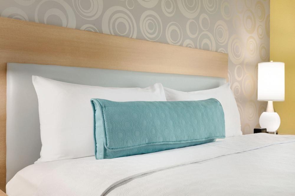 Home2 Suites by Hilton Houston Webster