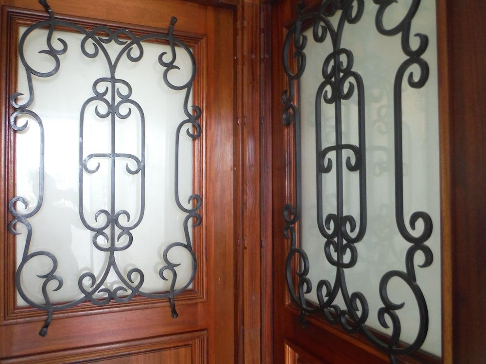 Posada Colonial Apartments