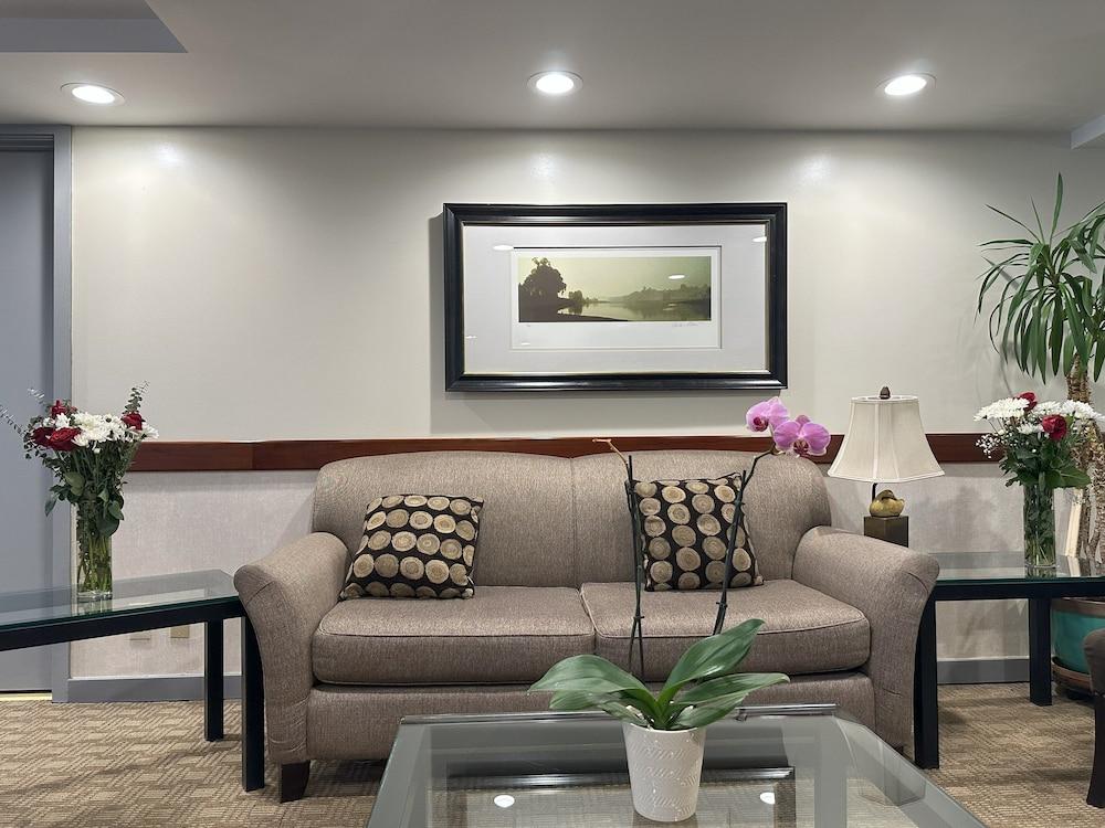 Quality Inn & Suites Everett