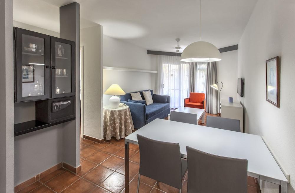 Apartamentos HG Tenerife Sur