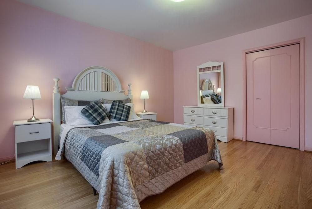 Charlton Suites Guest House