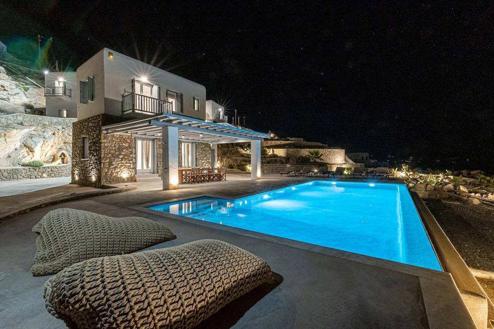 Carpe Diem Villas Mykonos - Heated Pool