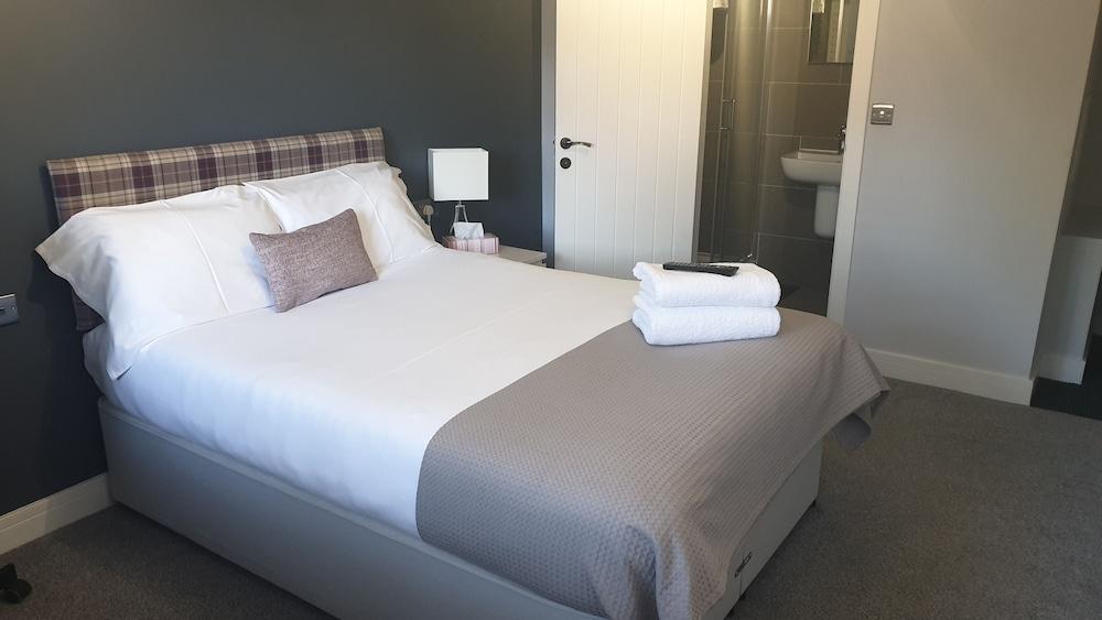 Springfield Guest House & Motel