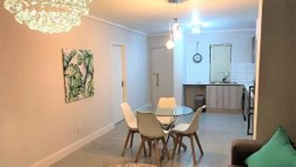 Waters Edge 615 by CTHA