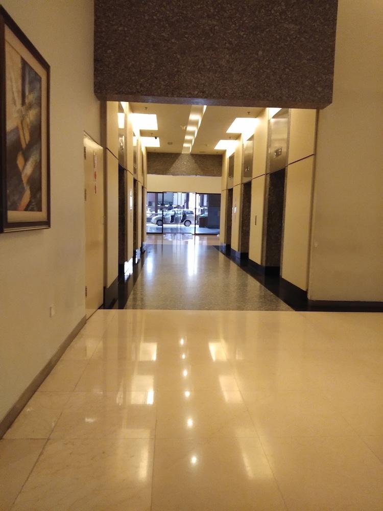 AB Service Apartment At Times Square