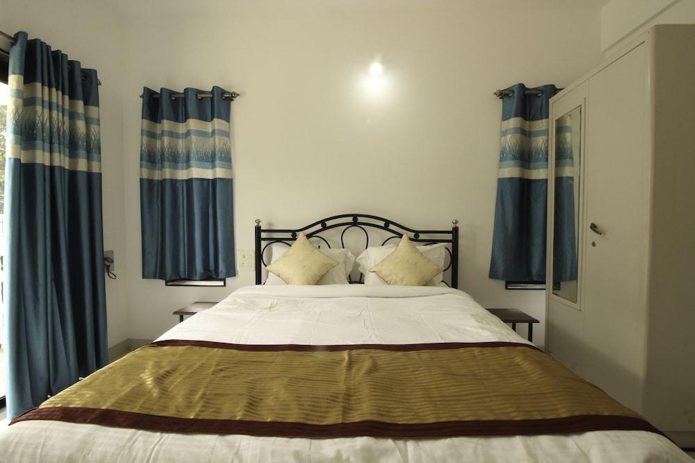 OYO 9791 Home Spacious 2BHK Nerul