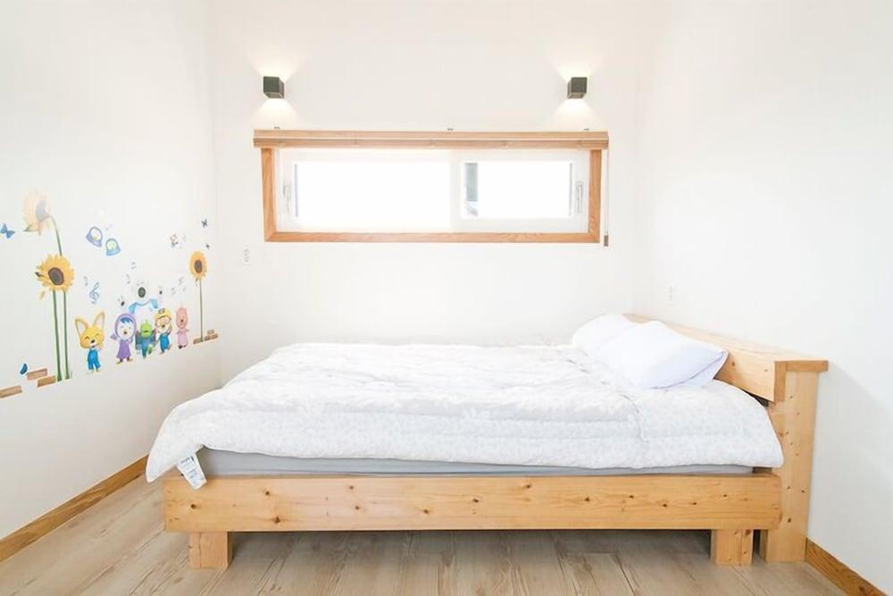 On The Stone Pension